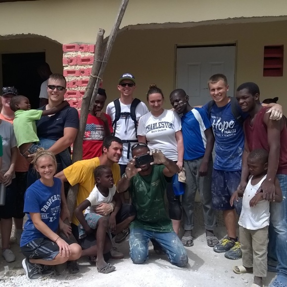 Meet your Posher, Laura - Picture 4 of 4